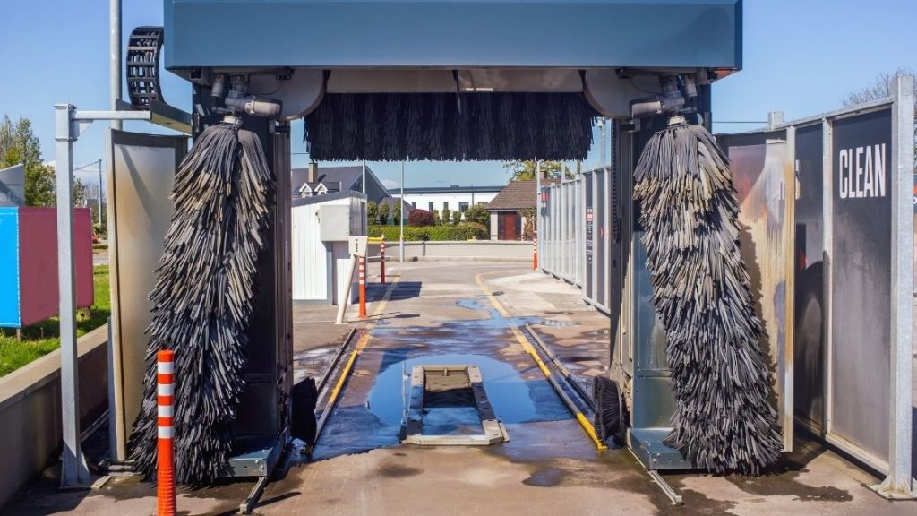 Automatic Car Washes for Passive Income:  A Beginner’s Guide