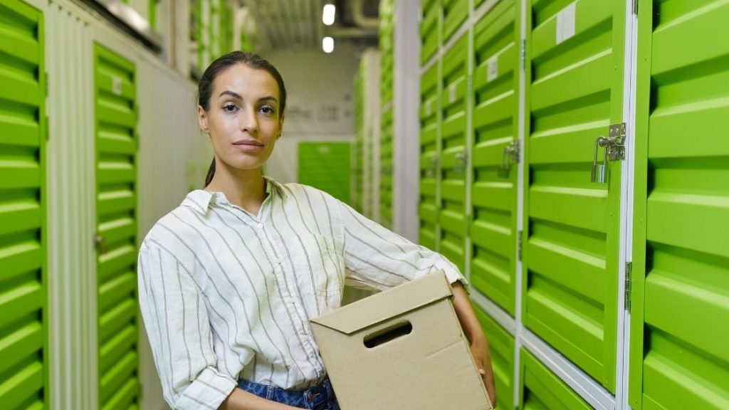 Start a Passive Self-Storage Business: 7 Easy Steps!