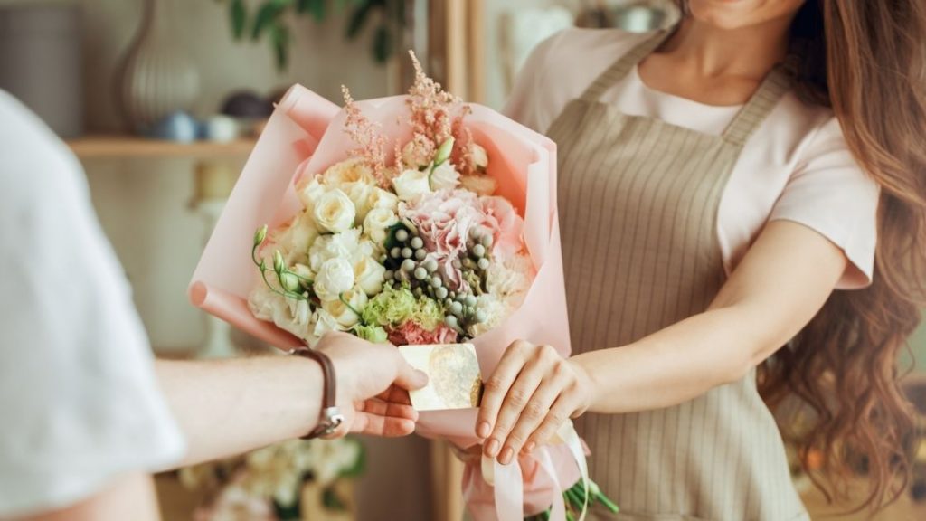 What Are the Best Flower Franchises? [Incl. Key Info for Each]